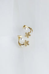 Dakota Pearl Earrings Gold